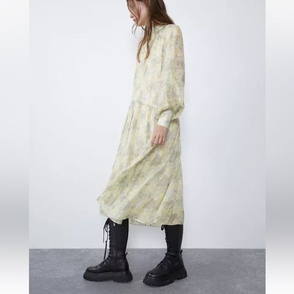 Zara METALLIC THREAD PRINTED DRESS-LIGHT YELLOW-7521/311 - Picture 5 of 16